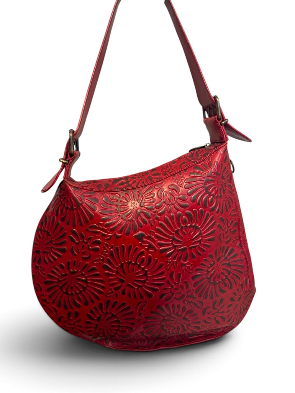Rare Vintage Fendi Red Embossed Floral Leather Oyster Hobo Shoulder Bag